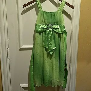 🔥🎉Host pick DRESS  🔥  FOR GIRL .AMY S CLOSET